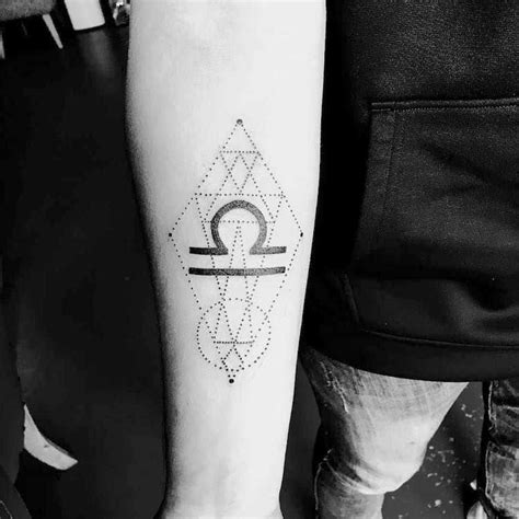 tatuajes del signo de libra|Las mejores 46 ideas de Tatuaje de signo de libra .